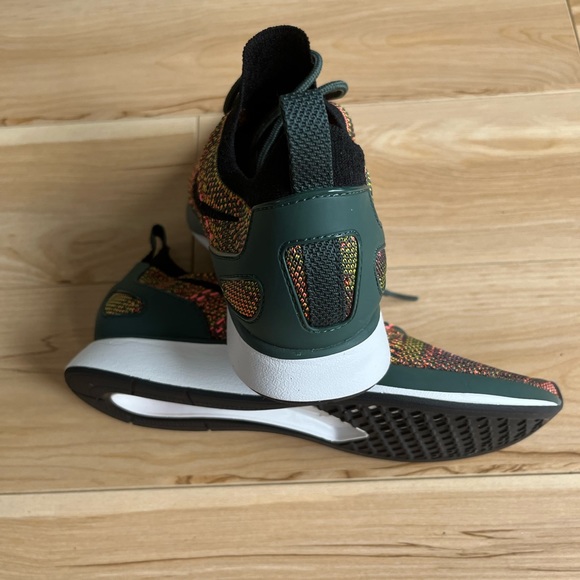 New Women's Air Zoom Mariah Flyknit Racer Casual Sneakers from Finish Line - Picture 8 of 12